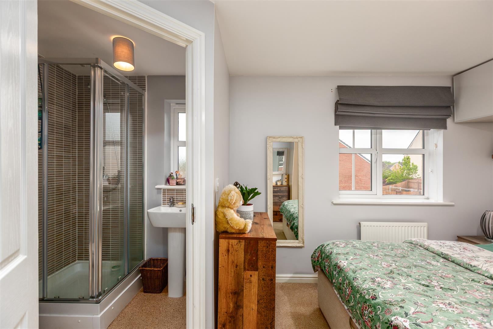 Heol Waungron, Carway, Kidwelly, SA17 4HY